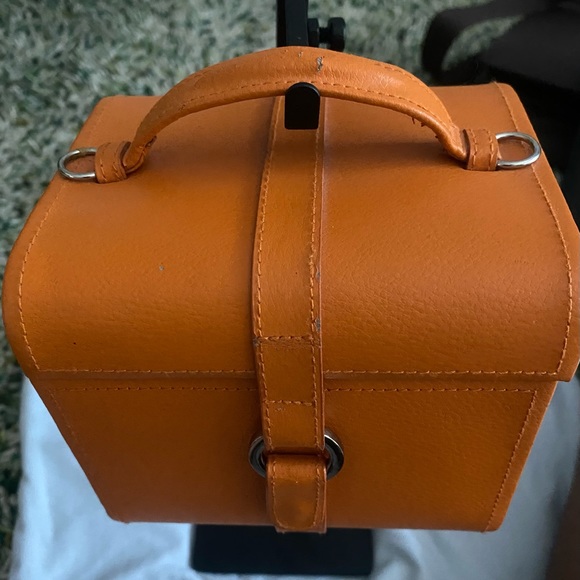 Talbots jewelry box double as a handbag - Picture 2 of 8